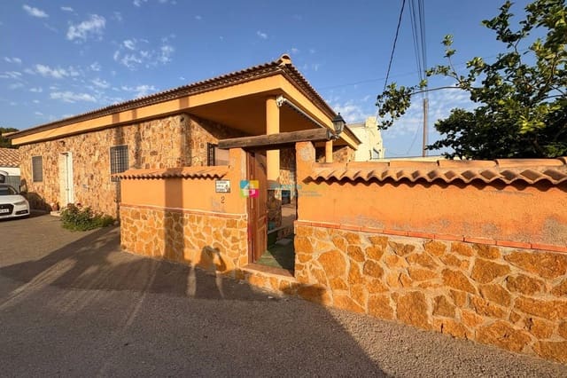 3 bedroom Villa for sale in Albox with pool - € 279,000 (Ref: 10062634)