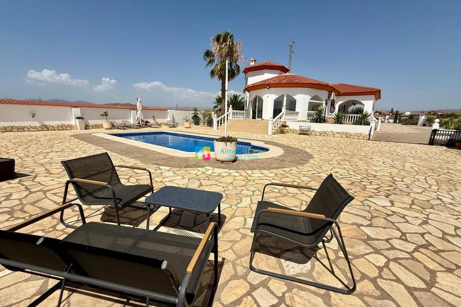3 bedroom Villa for sale in Albox with pool garage - € 365,000 (Ref: 10062640)