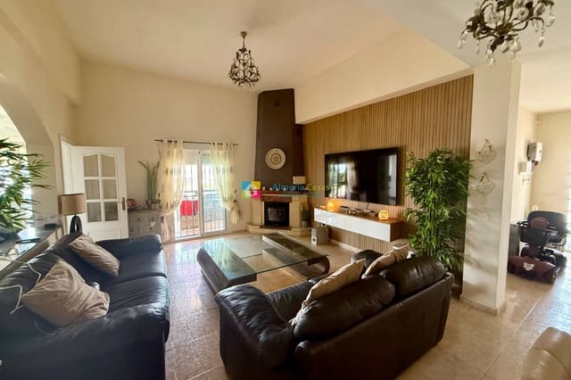 5 makuuhuone Huvila myytävänä paikassa Arboleas mukana uima-altaan - 295 000 € (Ref: 10073214)