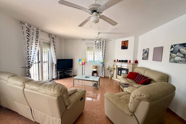 3 Zimmer Villa zu verkaufen in Arboleas mit Pool - 320.000 € (Ref: 10073215)