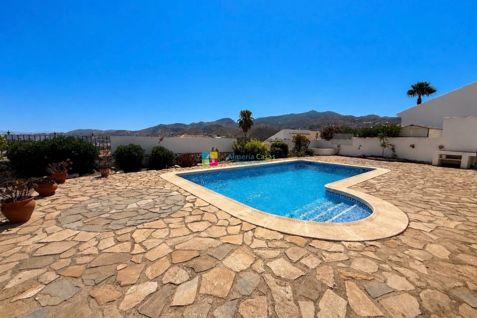 3 Zimmer Villa zu verkaufen in Arboleas mit Pool - 320.000 € (Ref: 10073215)