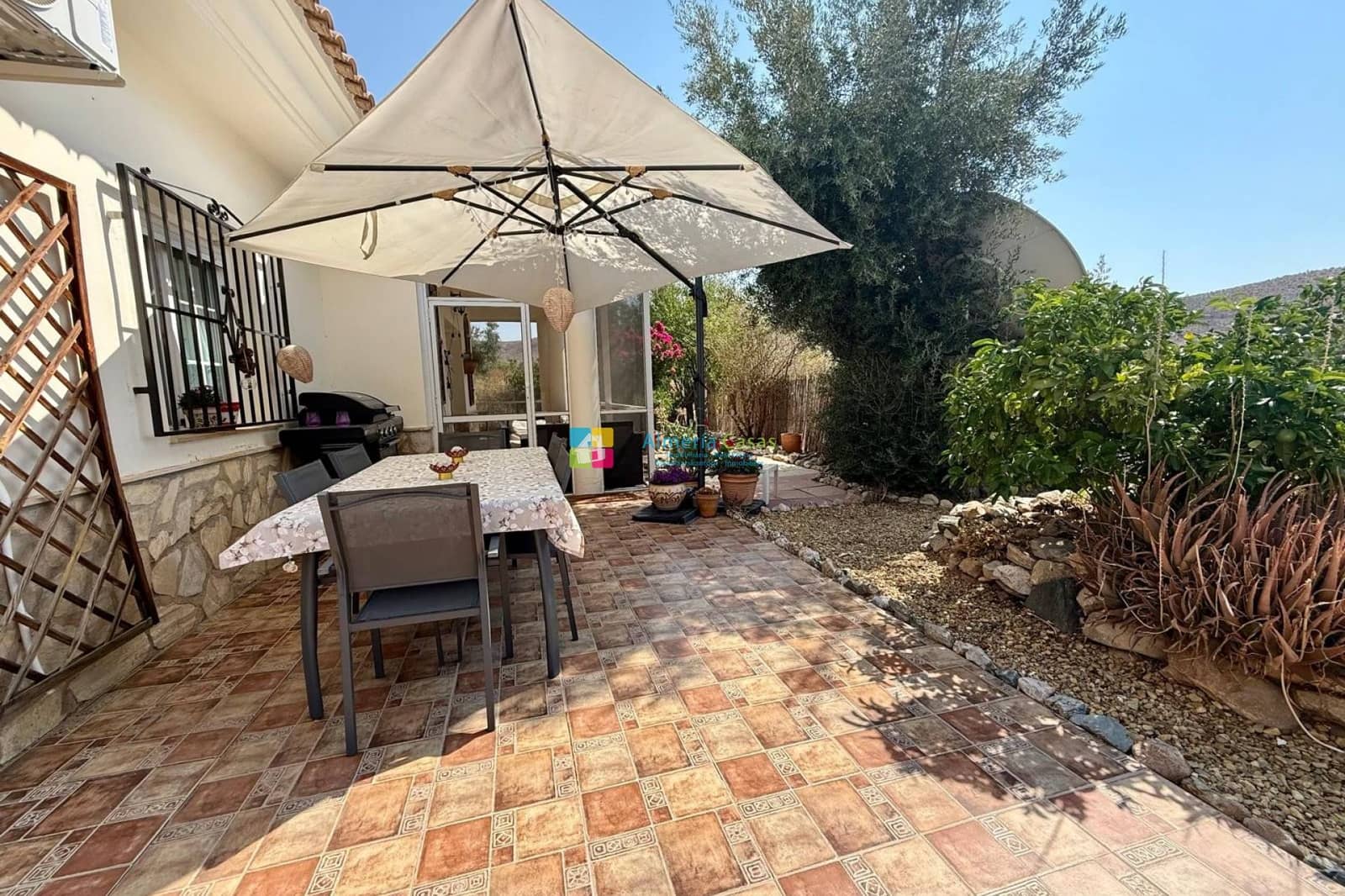 3 Zimmer Villa zu verkaufen in Pocicas mit Pool Garage - 269.000 € (Ref: 10078939)