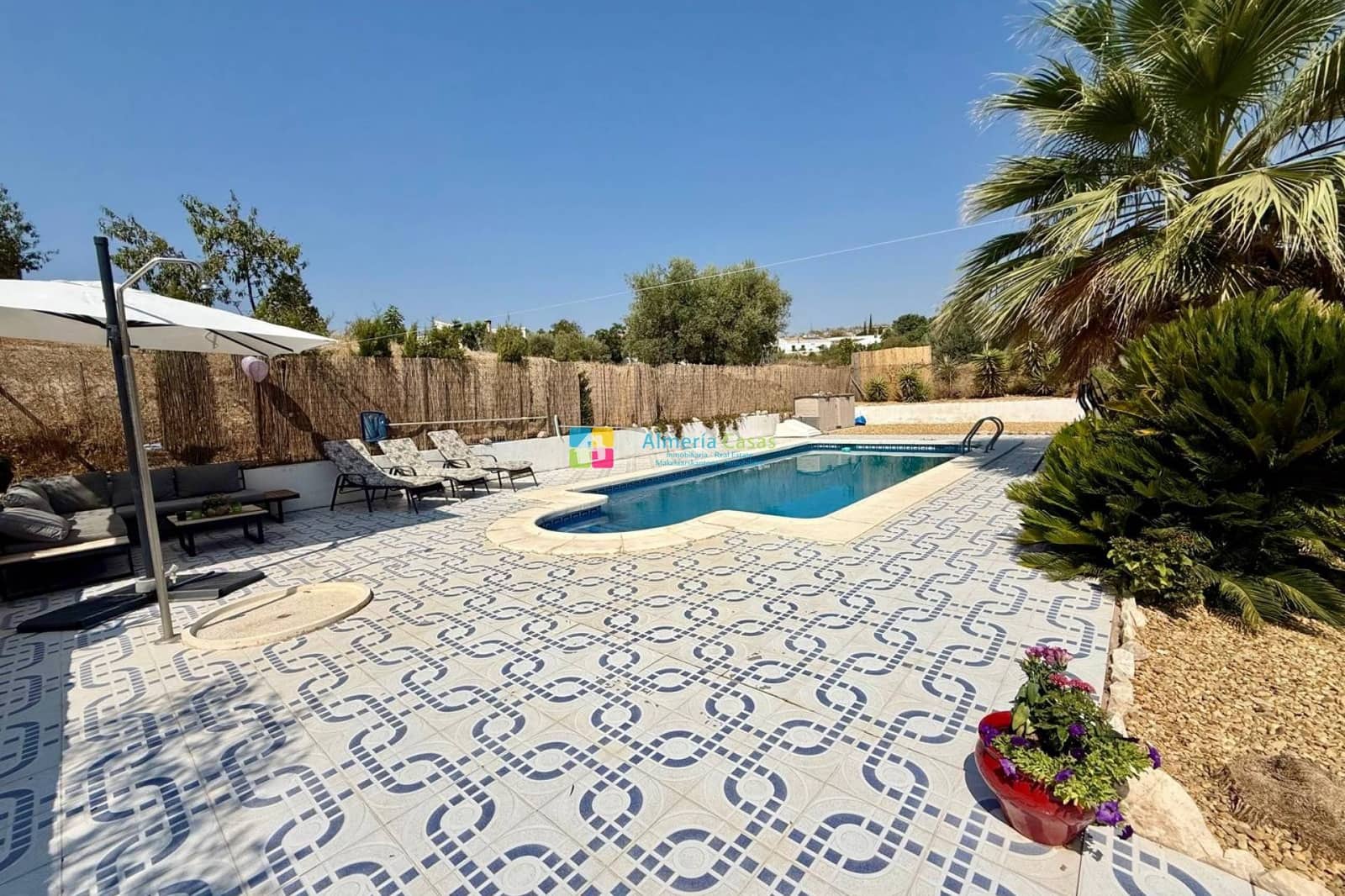 3 Zimmer Villa zu verkaufen in Pocicas mit Pool Garage - 269.000 € (Ref: 10078939)