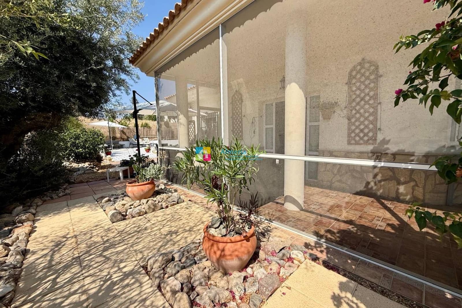 3 Zimmer Villa zu verkaufen in Pocicas mit Pool Garage - 269.000 € (Ref: 10078939)