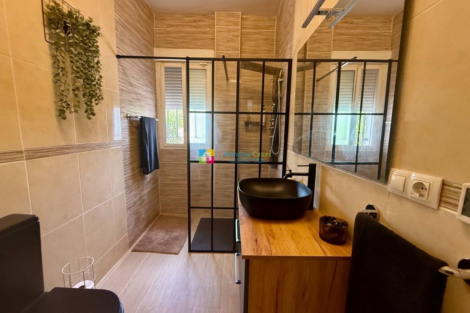 Chalet de 5 habitaciones en Arboleas en venta con piscina - 295.000 € (Ref: 10078942)