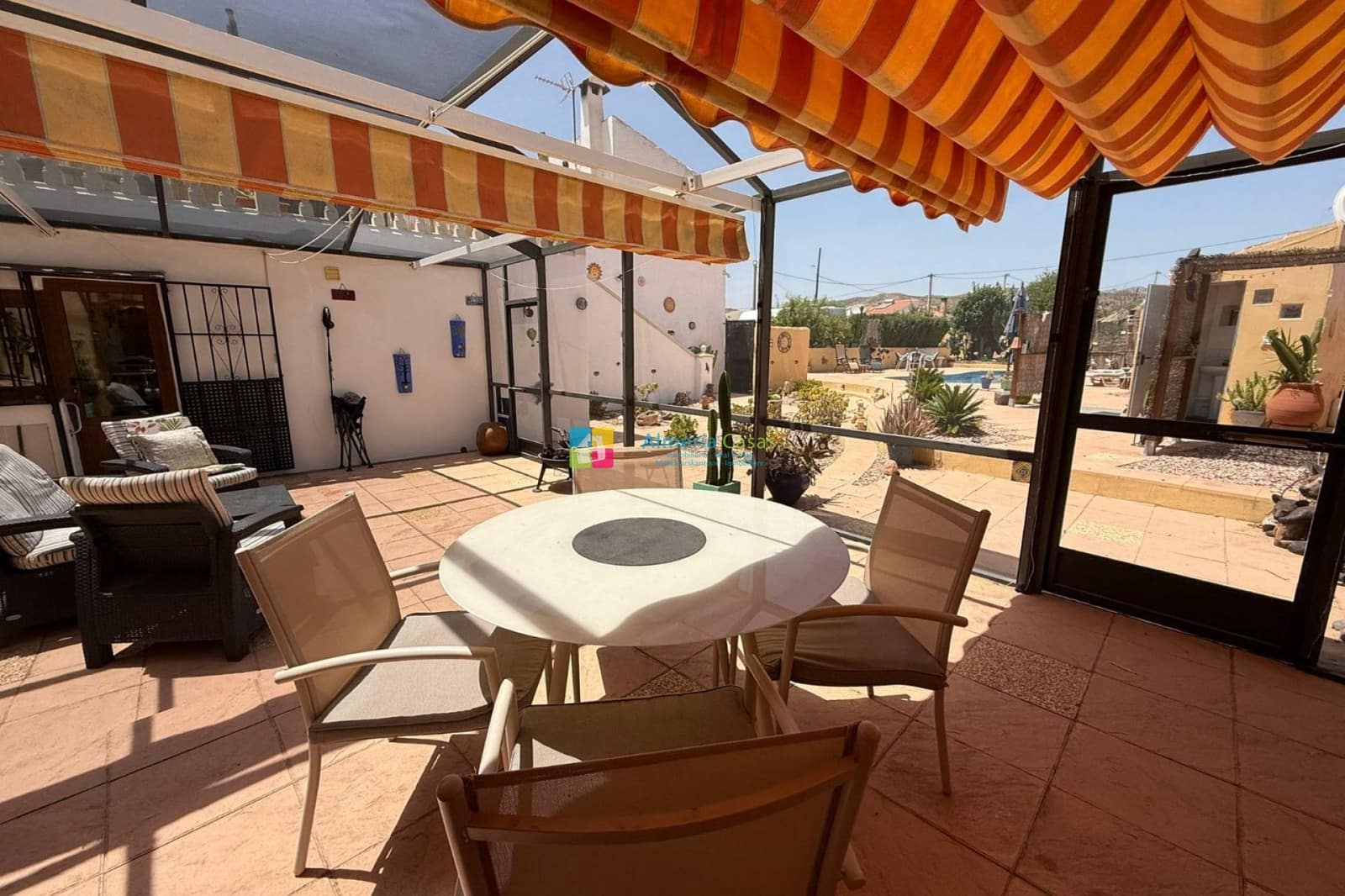 5 Zimmer Haus zu verkaufen in Huercal-Overa mit Pool - 255.000 € (Ref: 10098794)