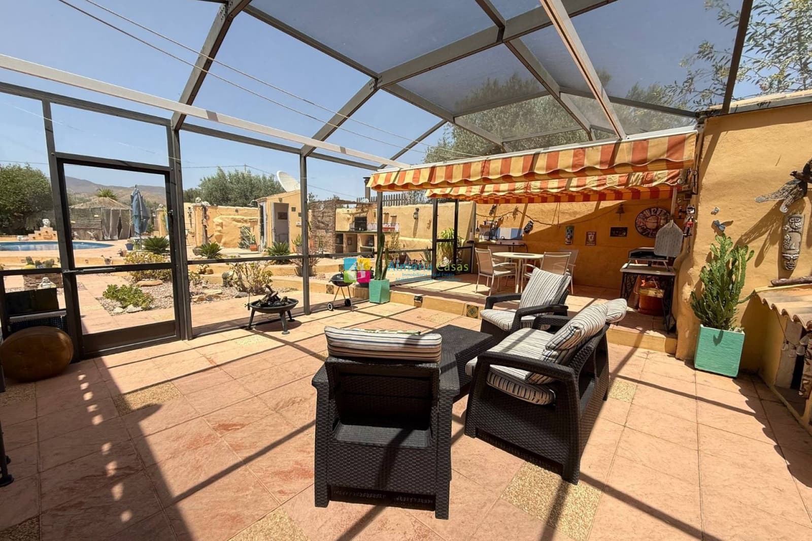 5 Zimmer Haus zu verkaufen in Huercal-Overa mit Pool - 255.000 € (Ref: 10098794)