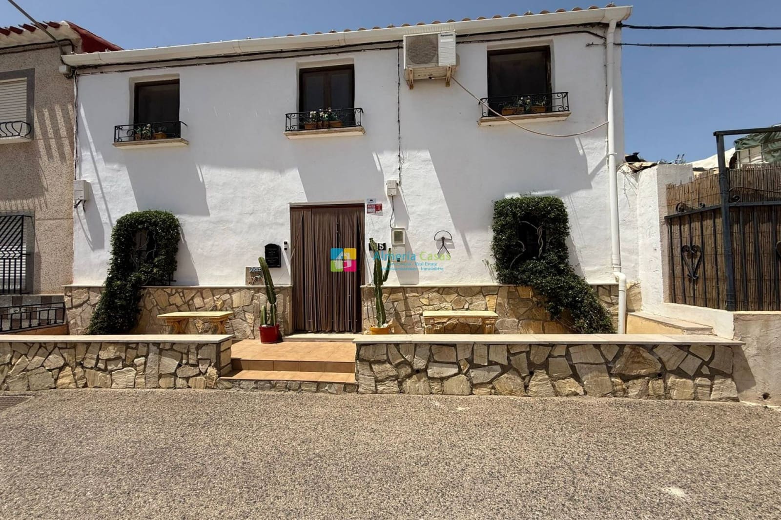 5 Zimmer Haus zu verkaufen in Huercal-Overa mit Pool - 255.000 € (Ref: 10098794)