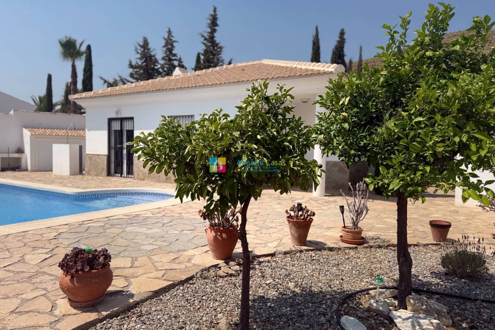 3 bedroom Villa for sale in Arboleas with pool - € 320,000 (Ref: 10098795)