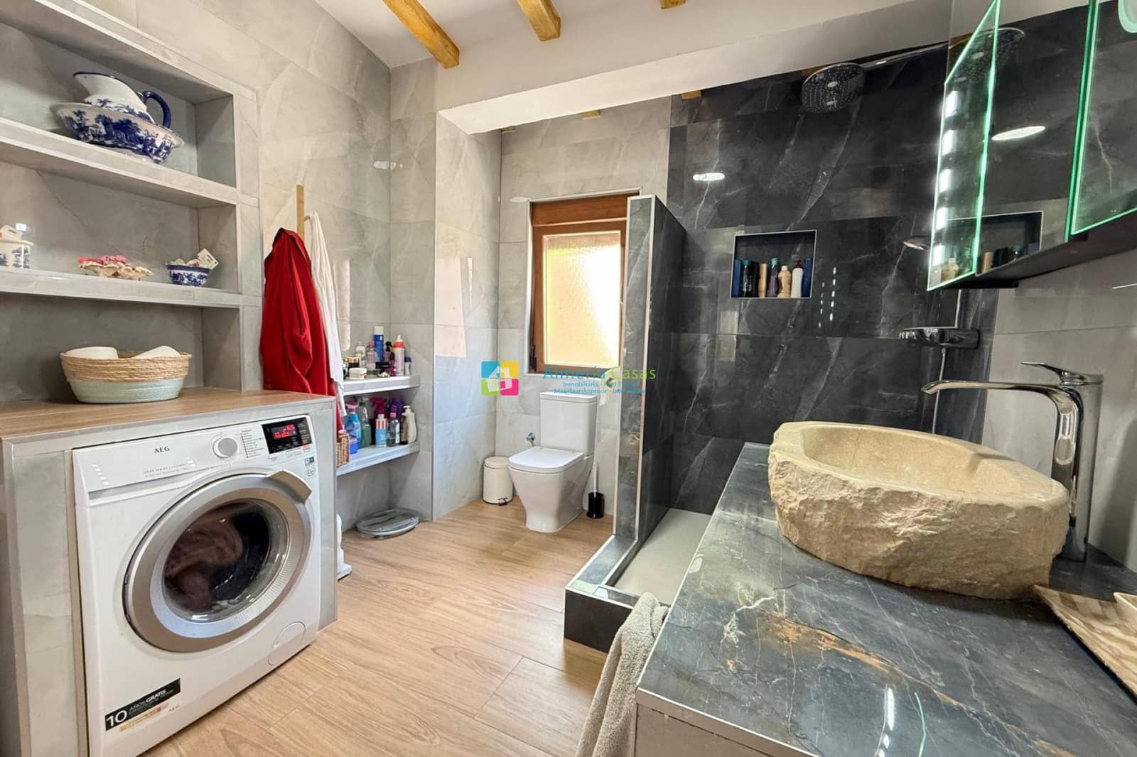 6 bedroom Townhouse for sale in Cantoria with pool garage - € 445,000 (Ref: 10098949)
