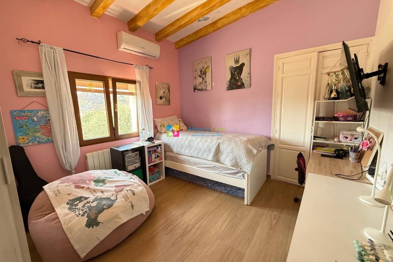 6 bedroom Townhouse for sale in Cantoria with pool garage - € 445,000 (Ref: 10098949)
