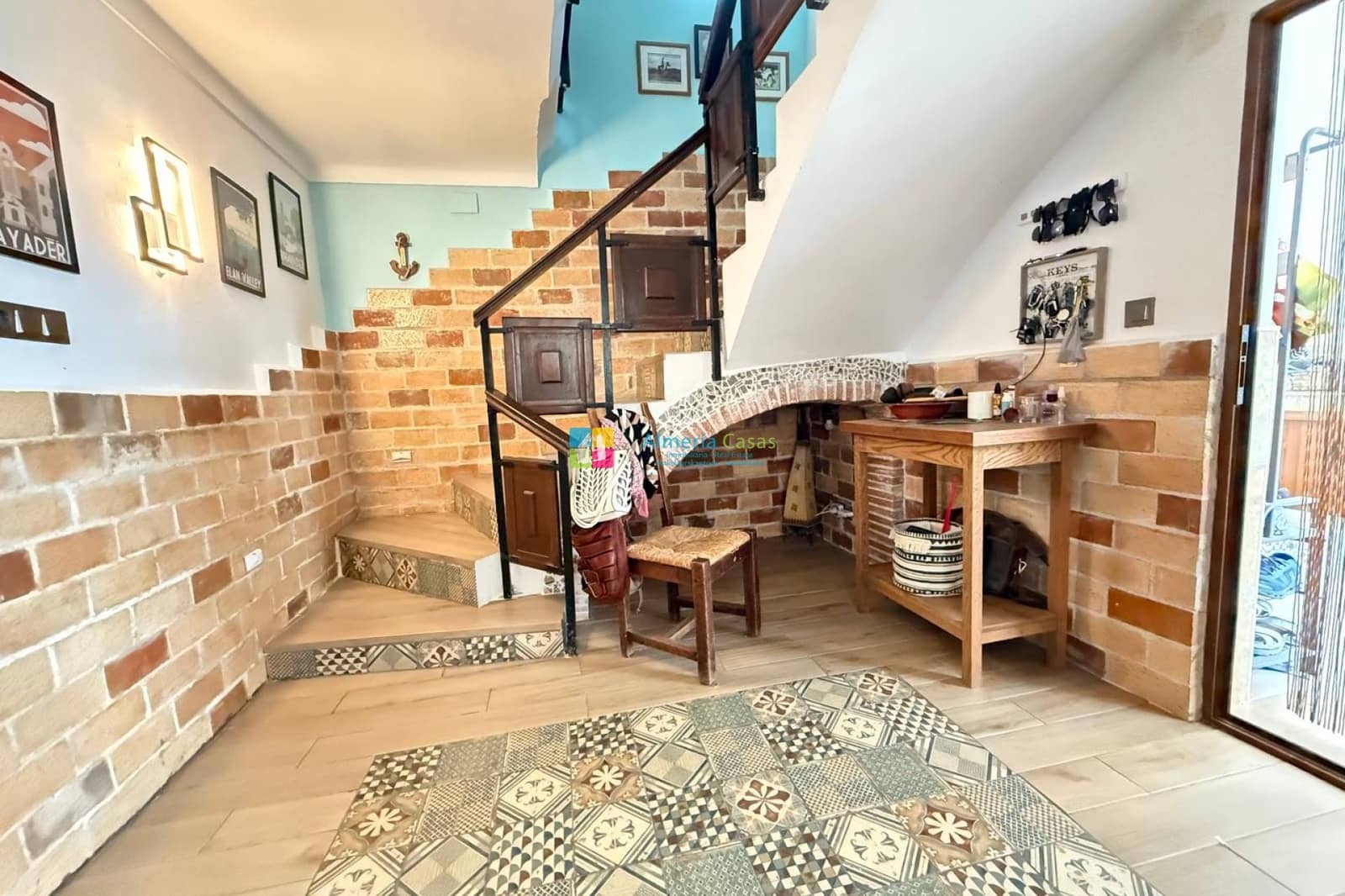6 bedroom Townhouse for sale in Cantoria with pool garage - € 445,000 (Ref: 10098949)