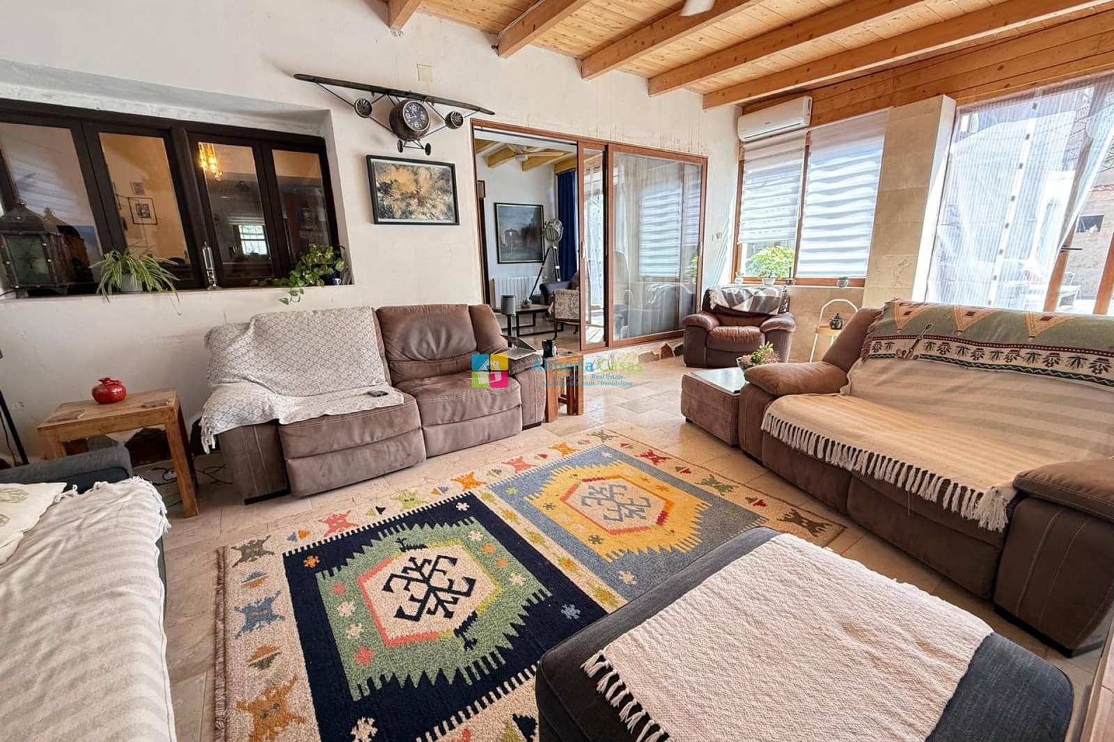 6 bedroom Townhouse for sale in Cantoria with pool garage - € 445,000 (Ref: 10098949)