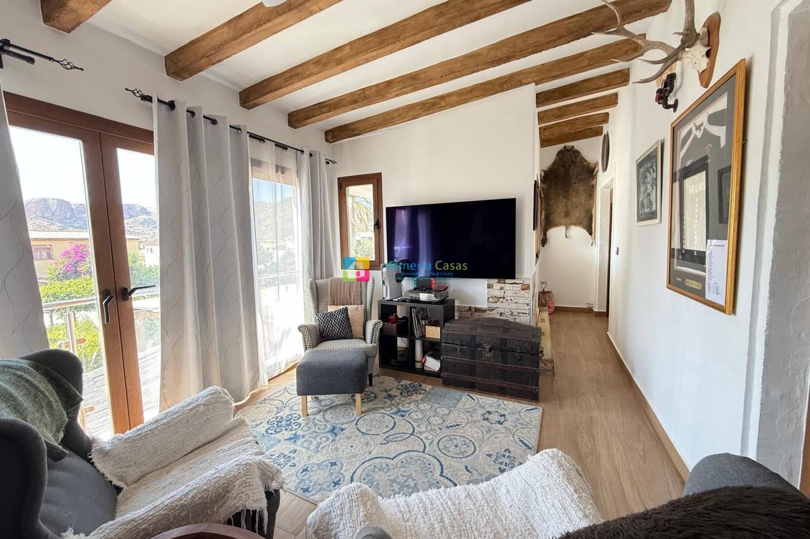 6 bedroom Townhouse for sale in Cantoria with pool garage - € 445,000 (Ref: 10098949)