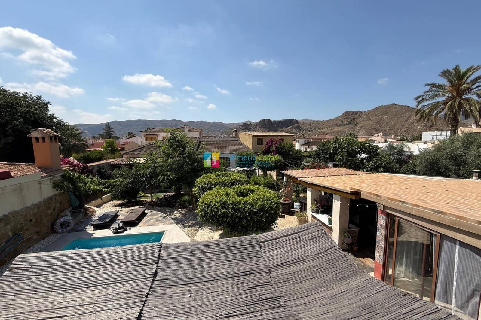 6 bedroom Townhouse for sale in Cantoria with pool garage - € 445,000 (Ref: 10098949)