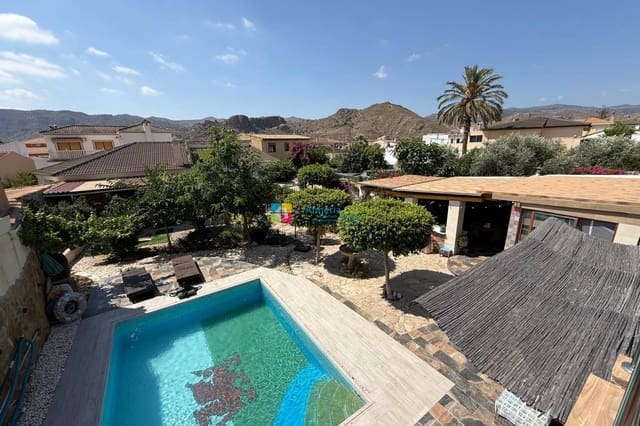 6 bedroom Townhouse for sale in Cantoria with pool garage - € 445,000 (Ref: 10098949)