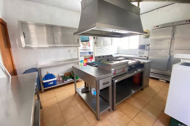 7 chambre Restaurant/Bar à vendre à Albanchez - 249 950 € (Ref: 10111842)