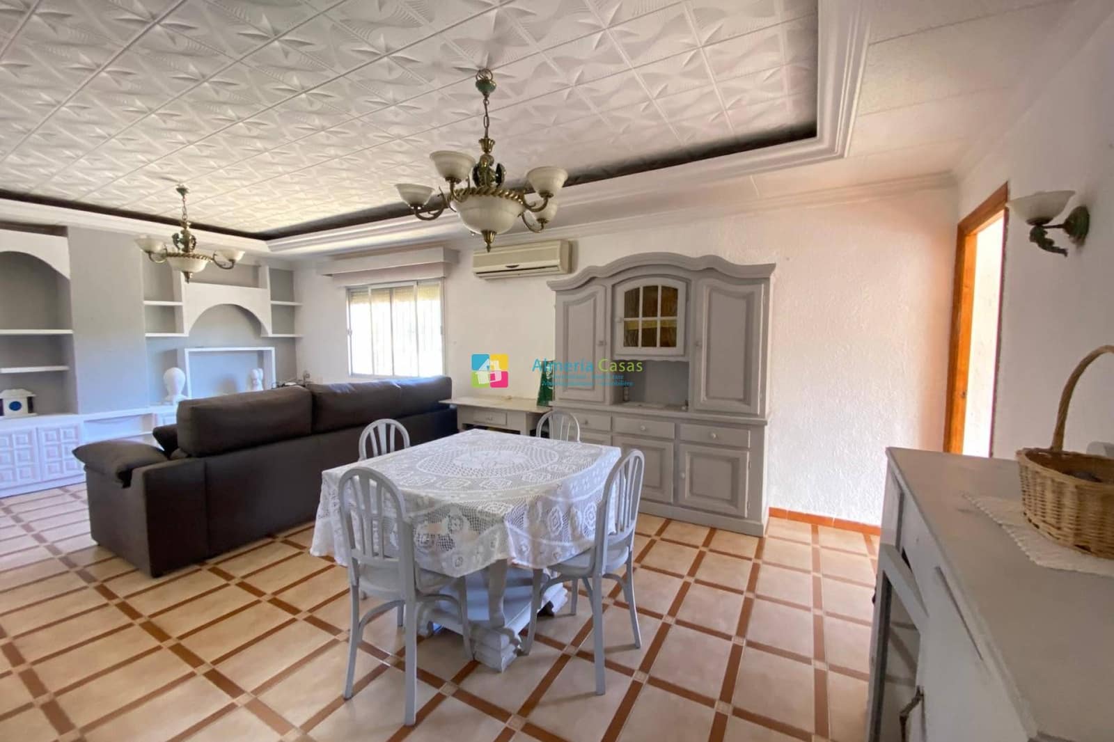 7 slaapkamer Restaurant/bar te koop in Albanchez - € 249.950 (Ref: 10111842)