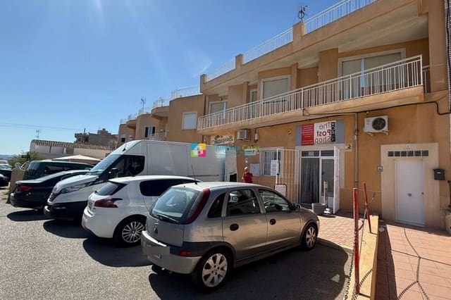 3 sovrum Lägenhet att hyra i Albox - 550 € (Ref: 10113522)