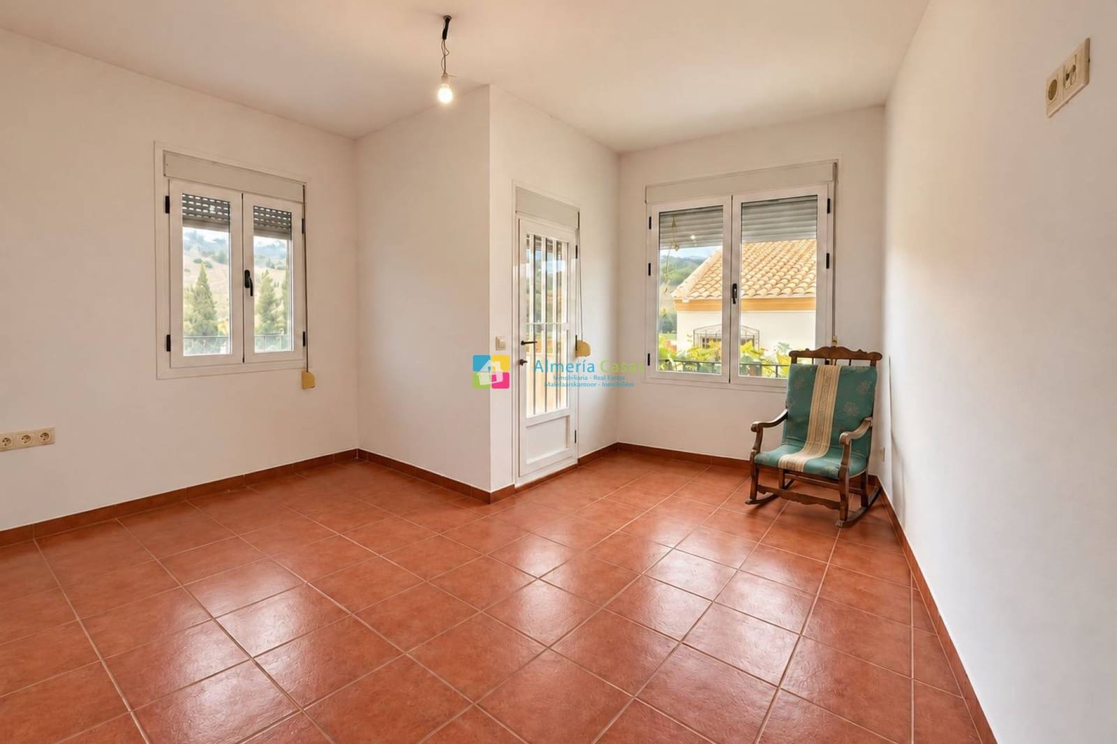 Dom na sprzedaż w Armuna de Almanzora z garażem - 92 000 € (Ref: 10136411)