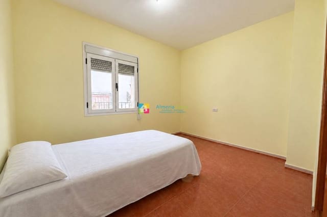 Dom na sprzedaż w Armuña de Almanzora z garażem - 92 000 € (Ref: 10136411)