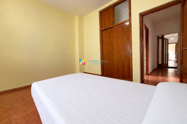 Dom na sprzedaż w Armuña de Almanzora z garażem - 92 000 € (Ref: 10136411)