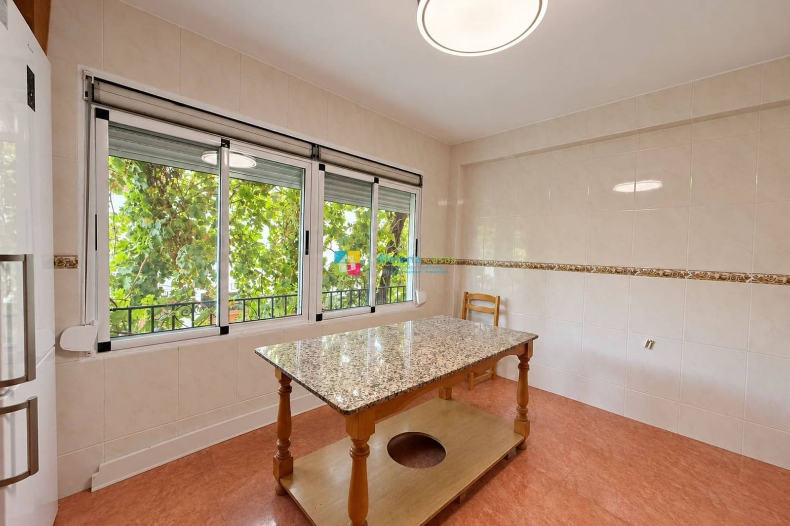 Dom na sprzedaż w Armuna de Almanzora z garażem - 92 000 € (Ref: 10136411)