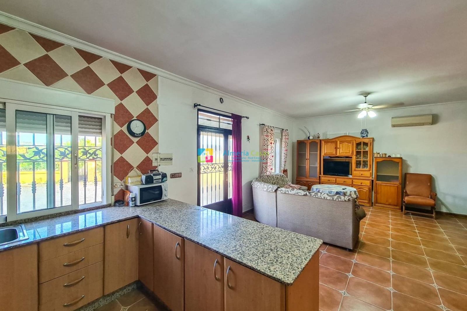 3 chambre Finca/Maison de Campagne à vendre à Huercal-Overa avec garage - 250 000 € (Ref: 10148010)