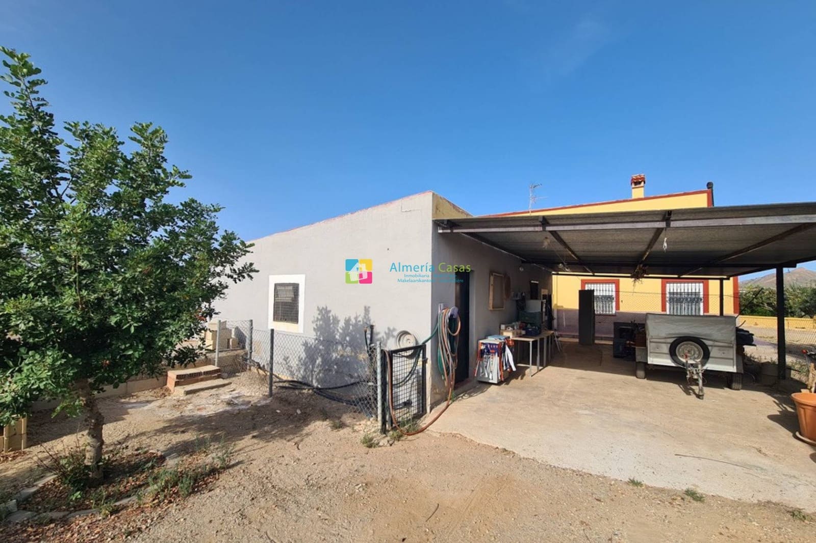 3 chambre Finca/Maison de Campagne à vendre à Huercal-Overa avec garage - 250 000 € (Ref: 10148010)