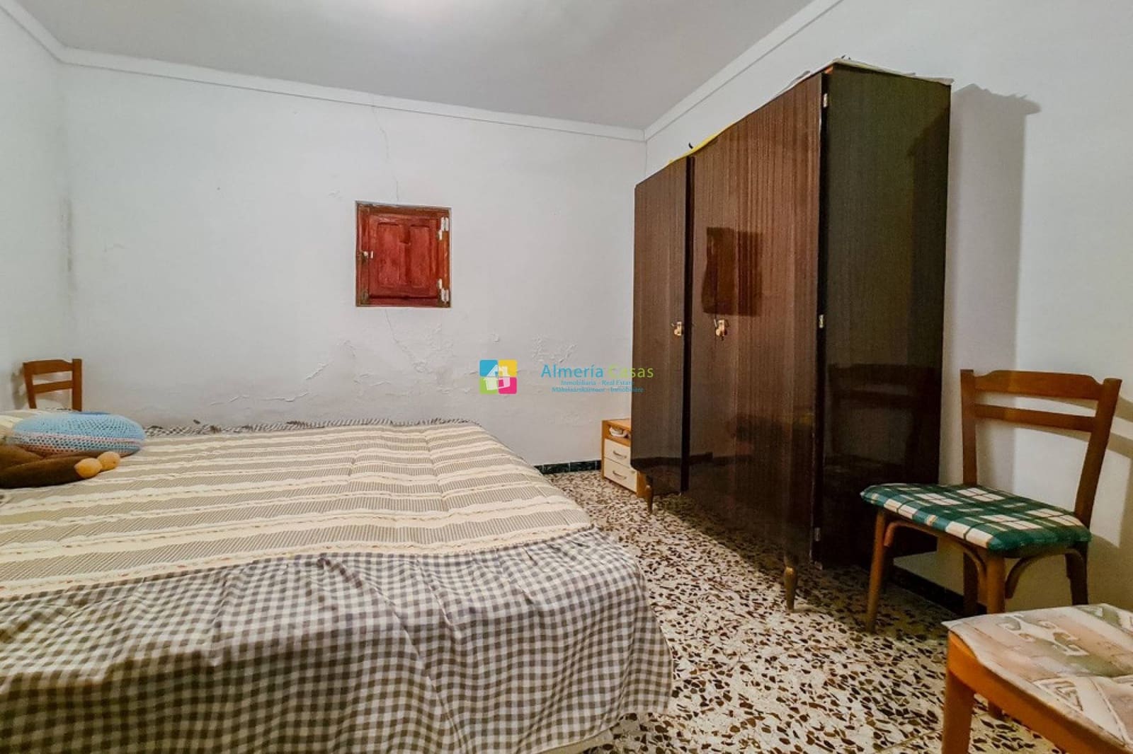 5 slaapkamer Finca/Landhuis te koop in Huercal-Overa met garage - € 125.000 (Ref: 10148011)
