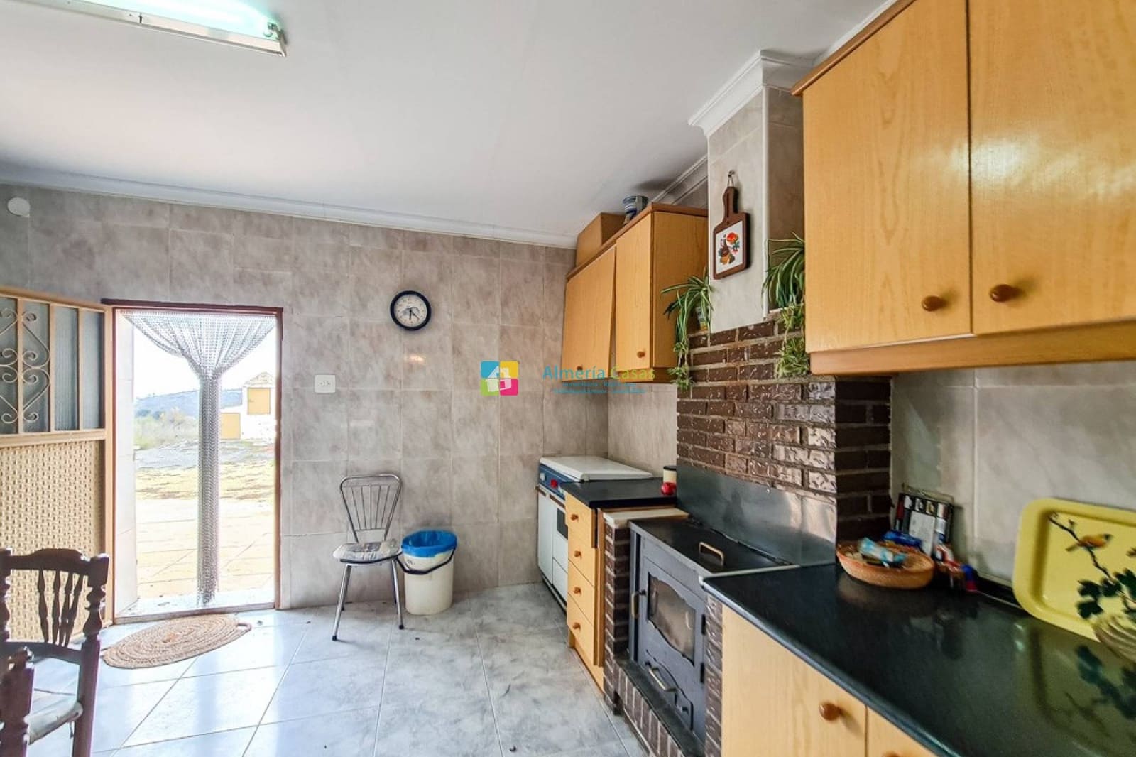 5 slaapkamer Finca/Landhuis te koop in Huercal-Overa met garage - € 125.000 (Ref: 10148011)