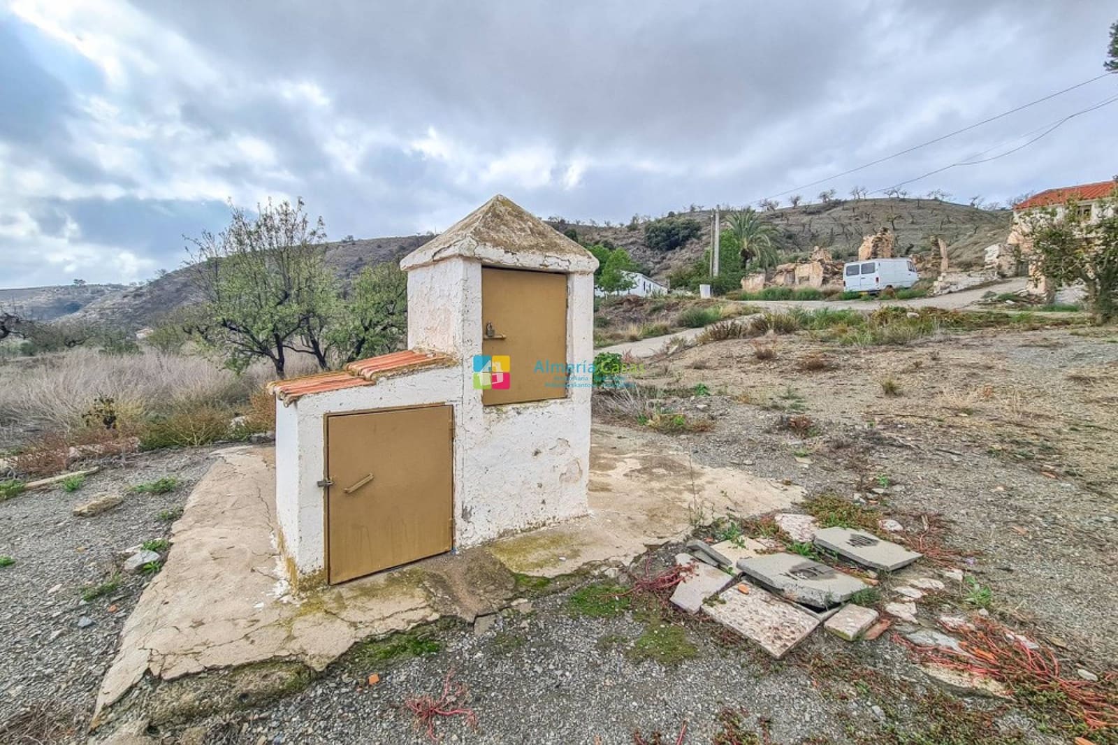 5 slaapkamer Finca/Landhuis te koop in Huercal-Overa met garage - € 125.000 (Ref: 10148011)