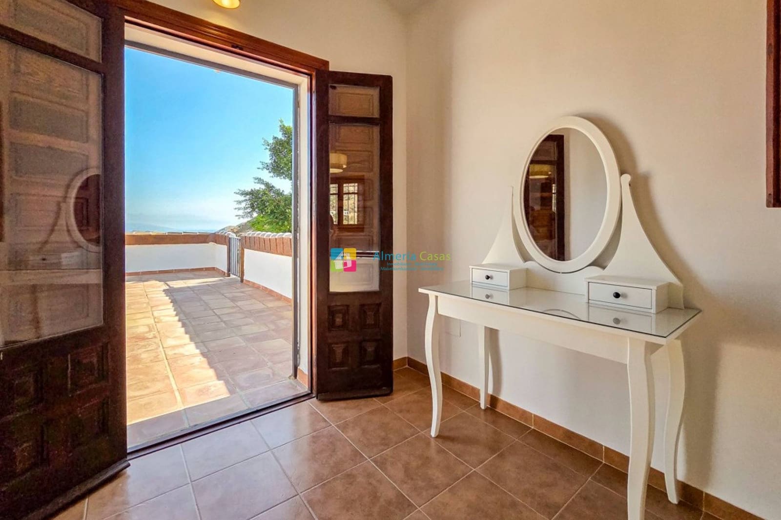 4 soveværelse Finca/Landehus til salg i Mojacar med swimmingpool garage - € 1.295.000 (Ref: 10165423)