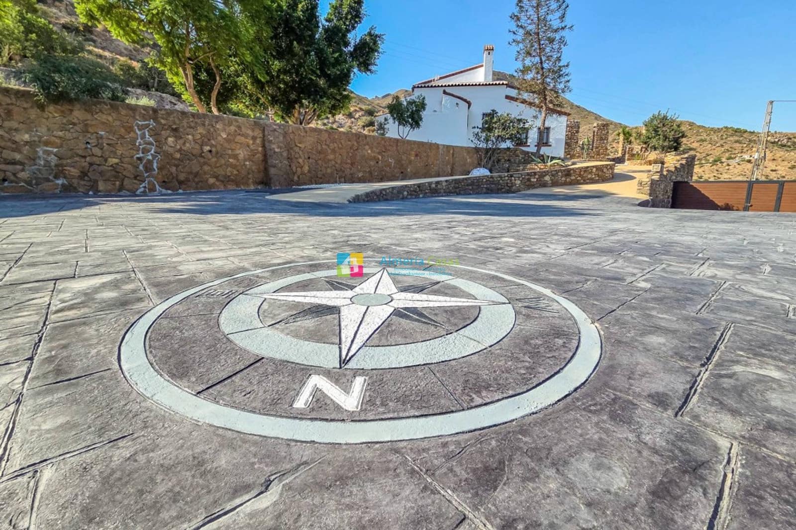 4 soveværelse Finca/Landehus til salg i Mojacar med swimmingpool garage - € 1.295.000 (Ref: 10165423)