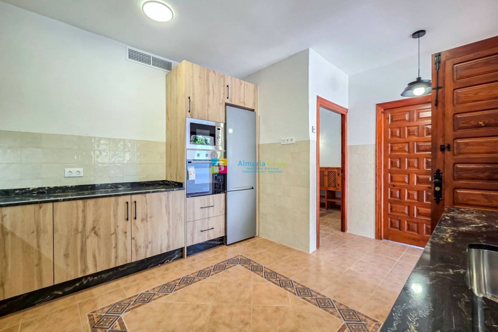 4 soveværelse Finca/Landehus til salg i Mojacar med swimmingpool garage - € 1.295.000 (Ref: 10165423)