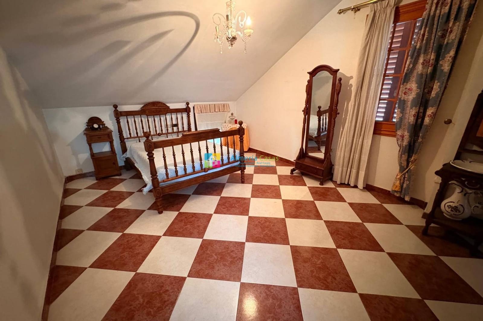 4 sovrum Villa till salu i Olula del Rio med garage - 210 000 € (Ref: 2899980)