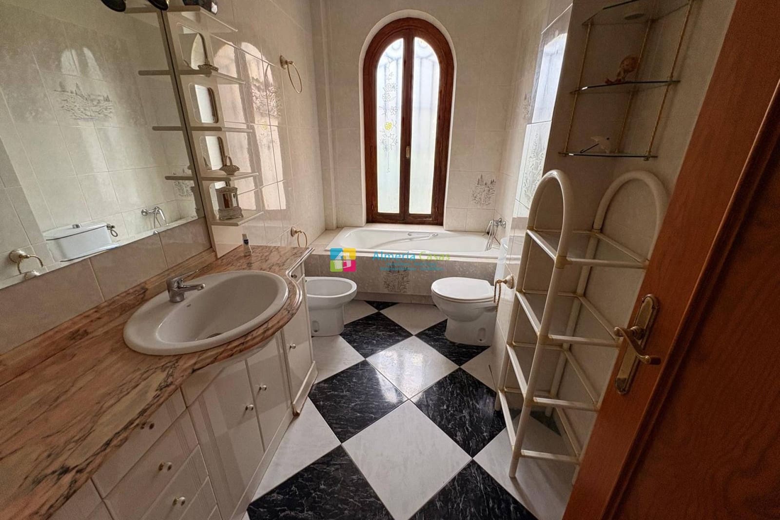 4 sovrum Villa till salu i Olula del Rio med garage - 210 000 € (Ref: 2899980)