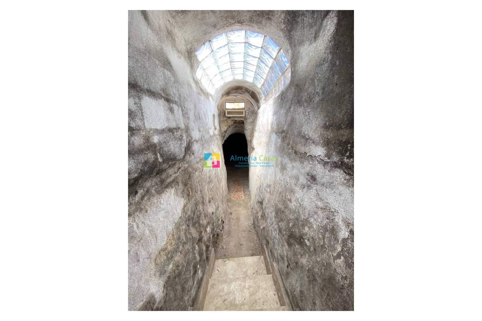 5 soveværelse Finca/Landehus til salg i Saliente Alto med swimmingpool garage - € 219.500 (Ref: 3196560)