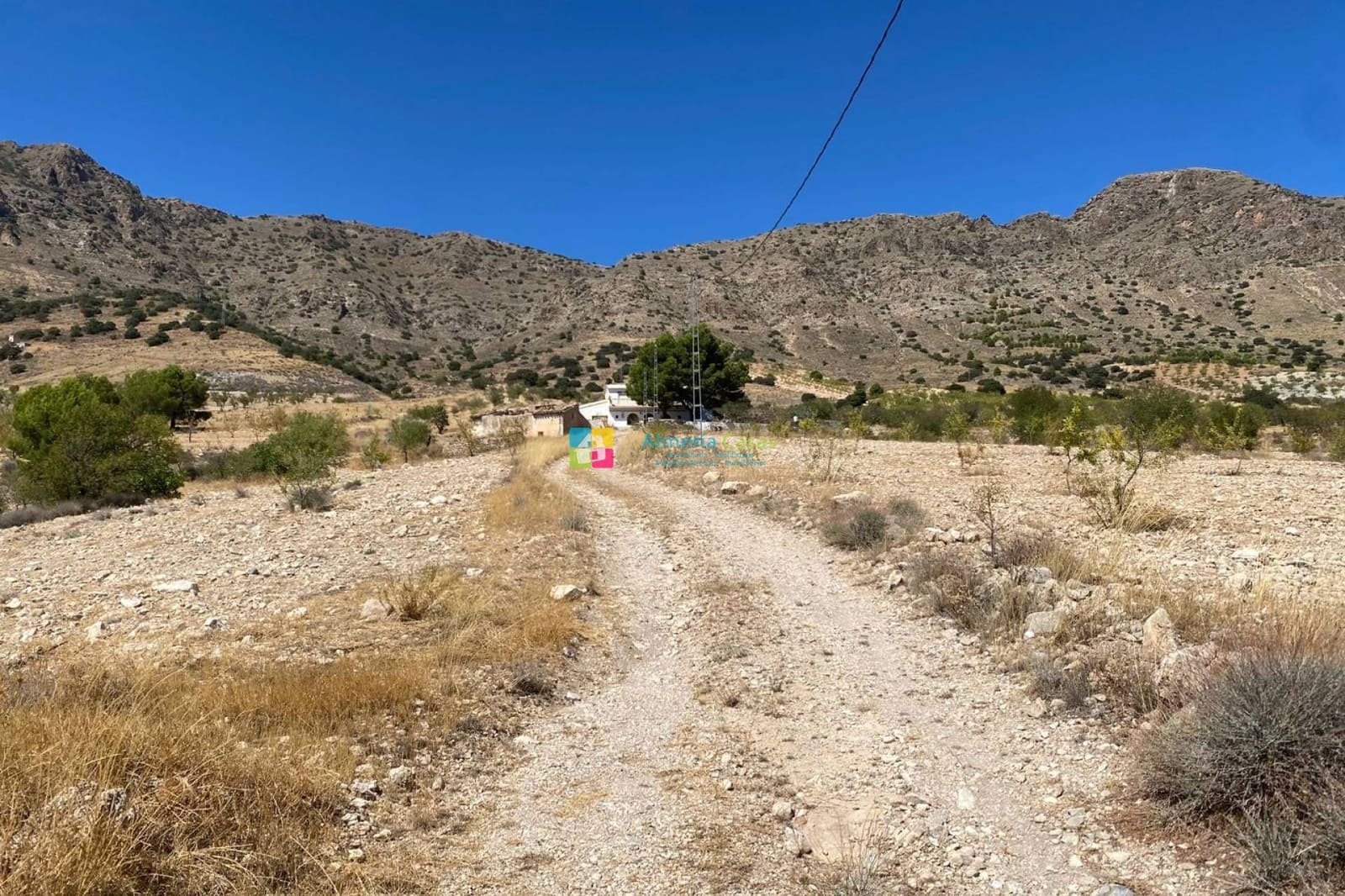 5 soveværelse Finca/Landehus til salg i Saliente Alto med swimmingpool garage - € 219.500 (Ref: 3196560)