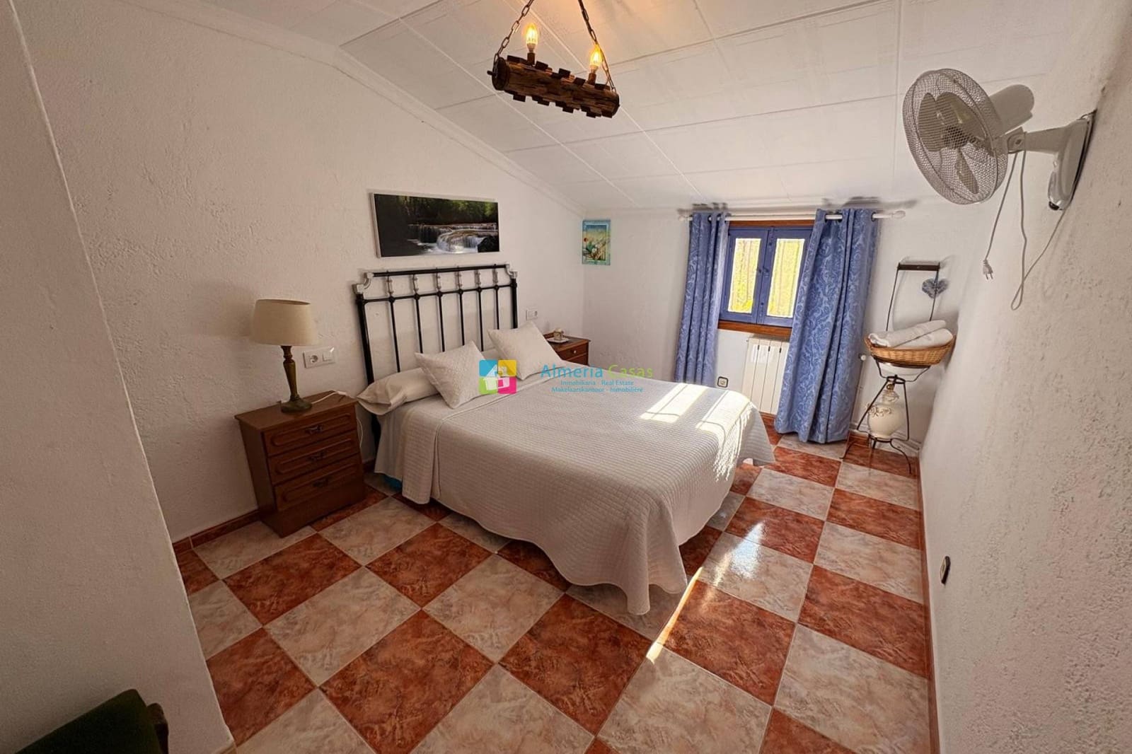 8 slaapkamer Finca/Landhuis te koop in Velez-Rubio met zwembad - € 325.000 (Ref: 3196592)