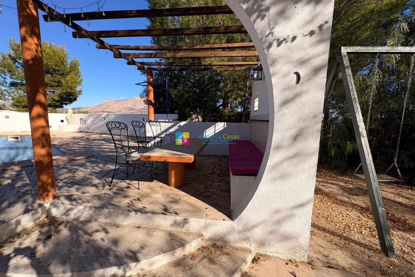 8 slaapkamer Finca/Landhuis te koop in Velez-Rubio met zwembad - € 325.000 (Ref: 3196592)