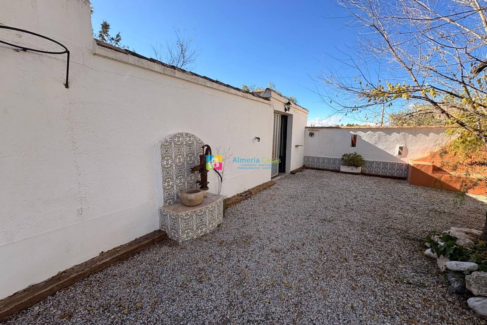 8 slaapkamer Finca/Landhuis te koop in Velez-Rubio met zwembad - € 325.000 (Ref: 3196592)