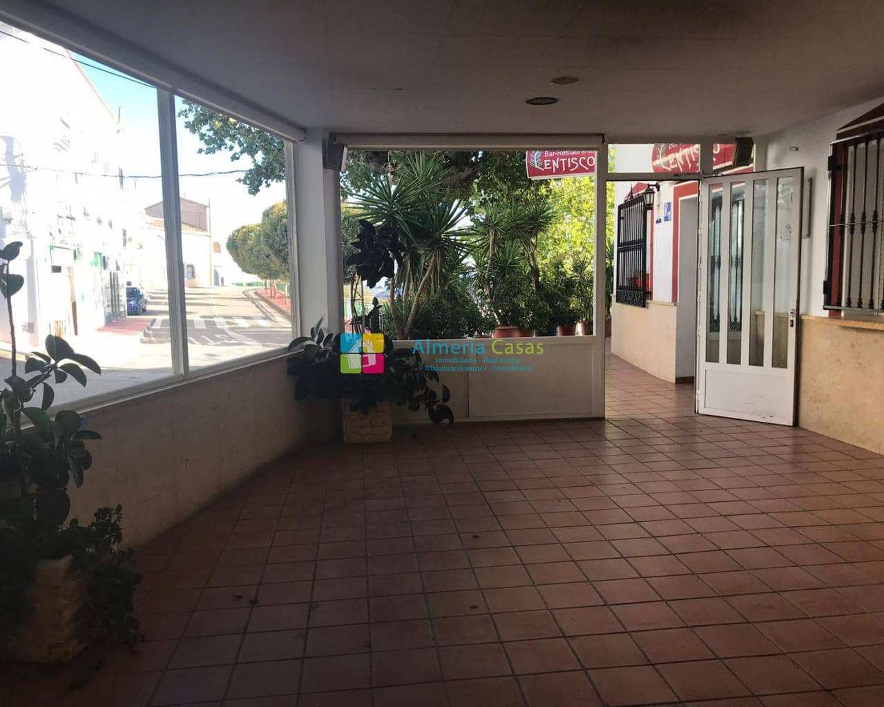 4 camera da letto Ristorante/Bar in vendita in Taberno - 980.000 € (Rif: 3768711)