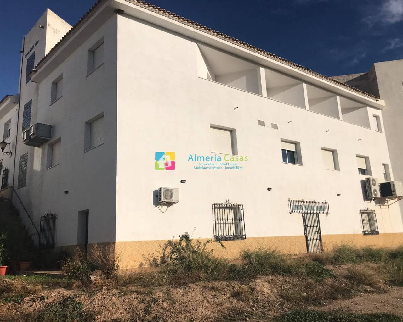 4 camera da letto Ristorante/Bar in vendita in Taberno - 980.000 € (Rif: 3768711)