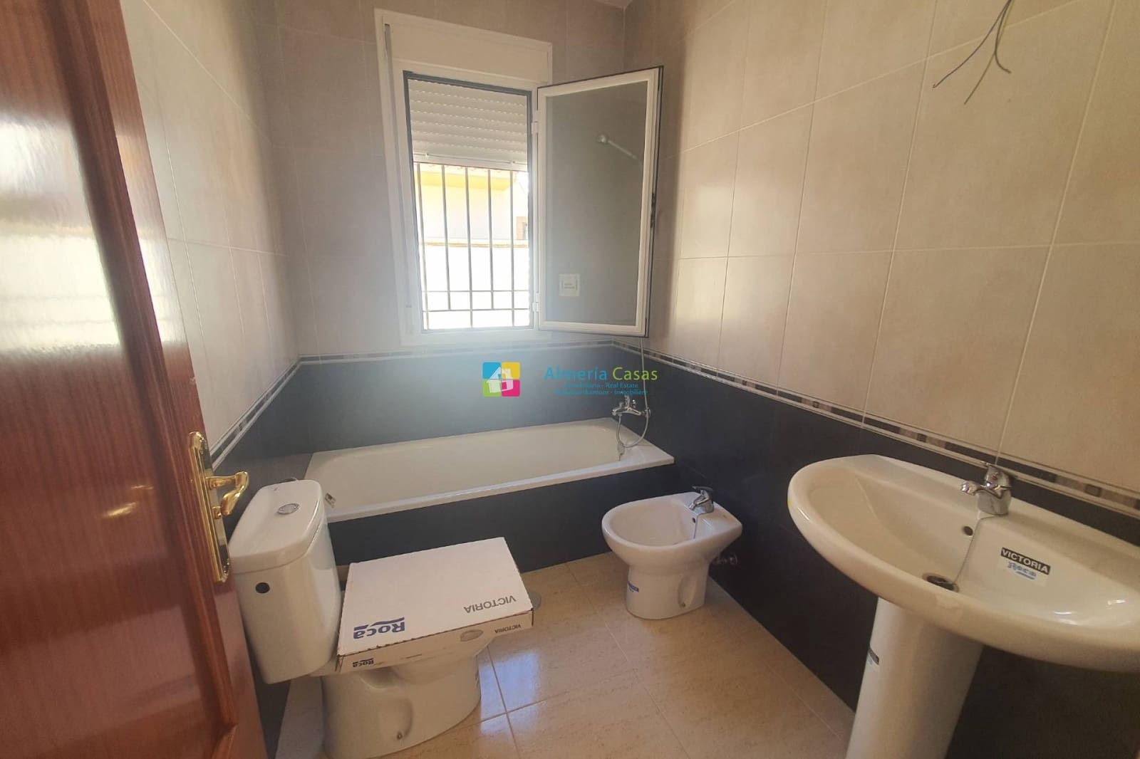 4 bedroom Villa for sale in Oria - € 175,000 (Ref: 4180283)