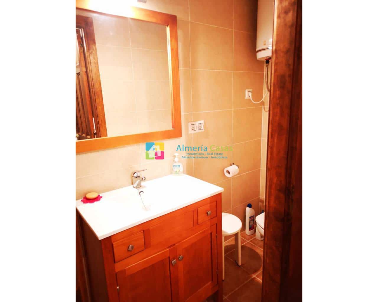 6 soveværelse Byhus til salg i Albanchez - € 79.000 (Ref: 4247797)