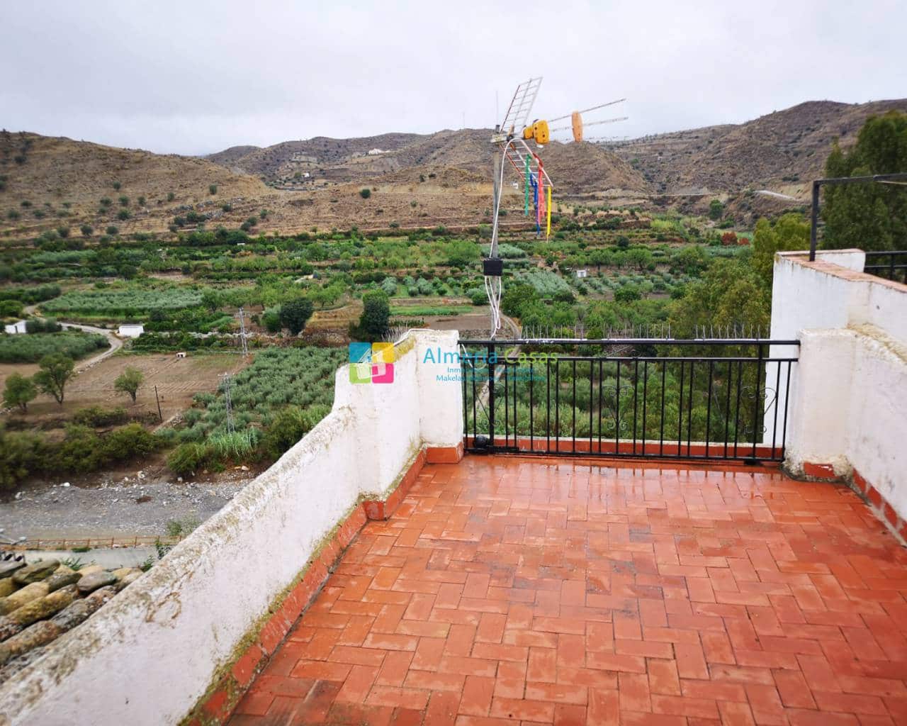 6 soveværelse Byhus til salg i Albanchez - € 79.000 (Ref: 4247797)