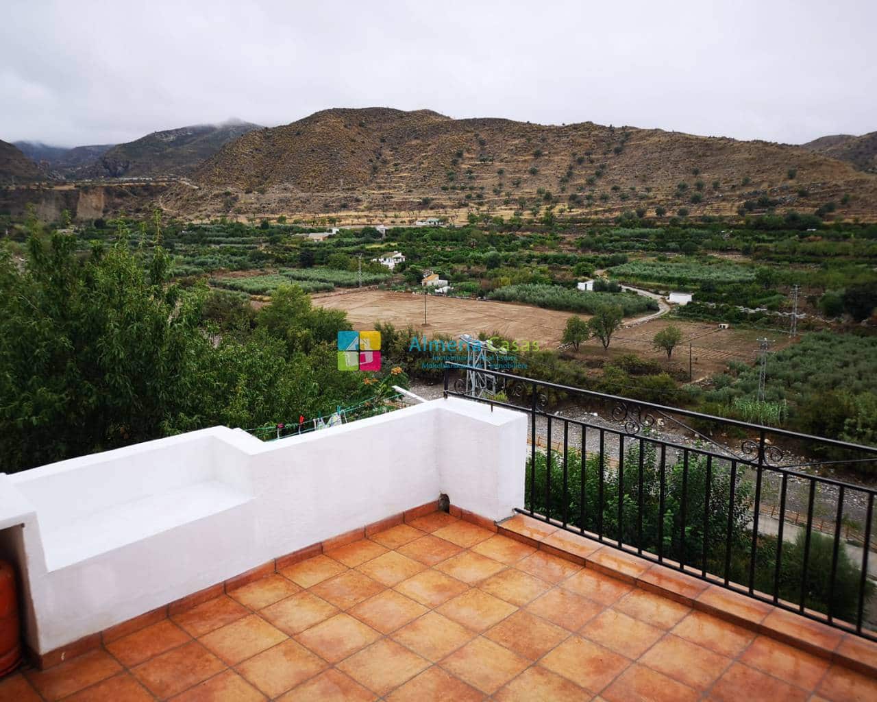 6 soveværelse Byhus til salg i Albanchez - € 79.000 (Ref: 4247797)