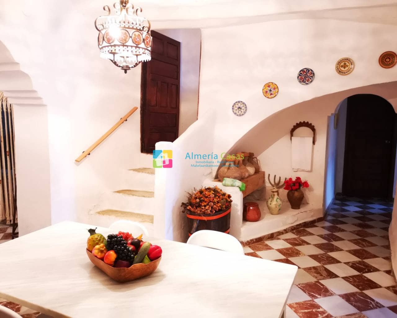 6 soveværelse Byhus til salg i Albanchez - € 79.000 (Ref: 4247797)