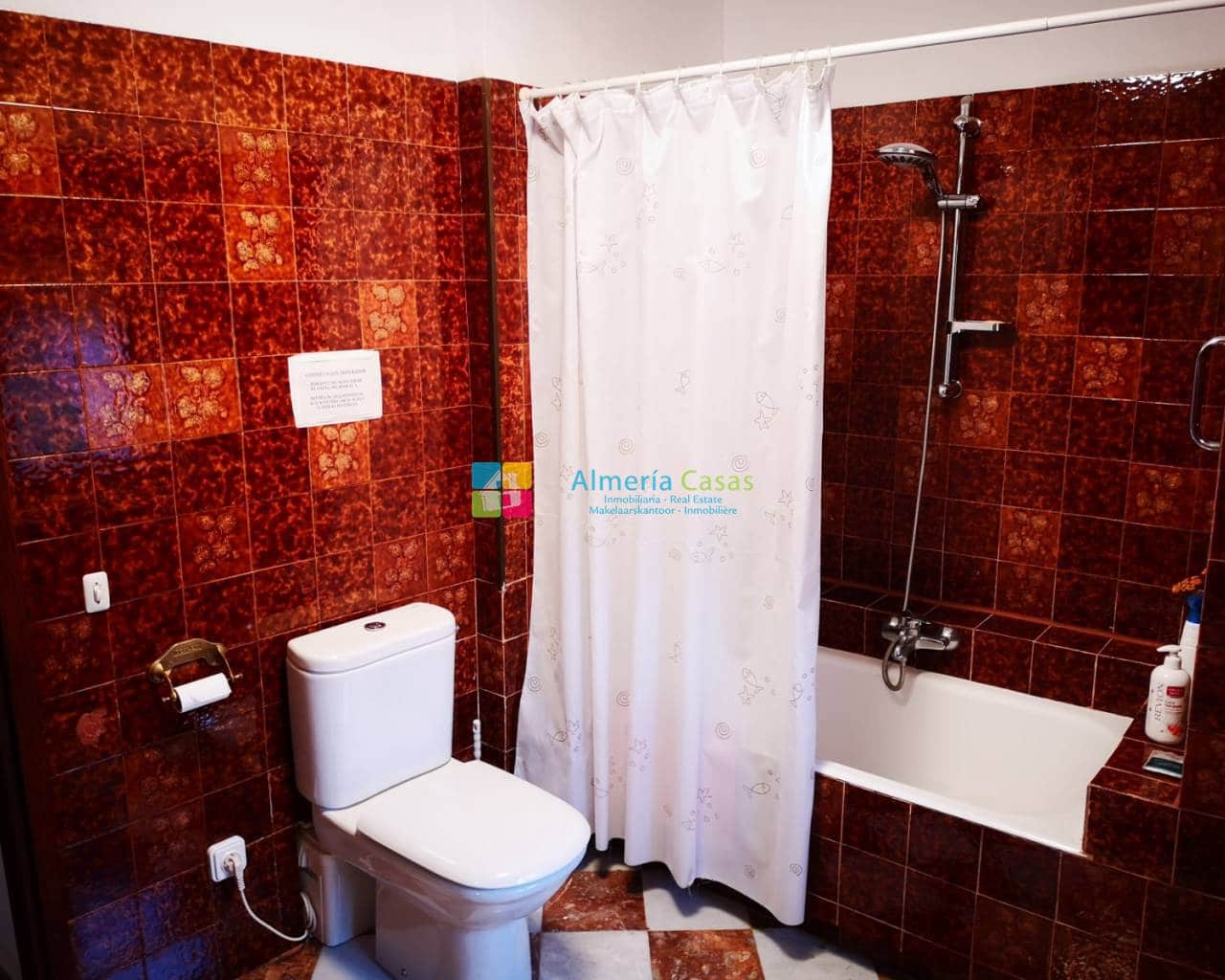 6 soveværelse Byhus til salg i Albanchez - € 79.000 (Ref: 4247797)